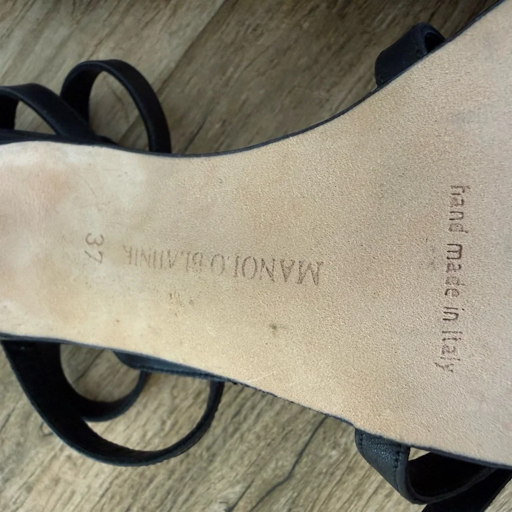 Original Manolo Blahnik heels - Picture 9 of 9